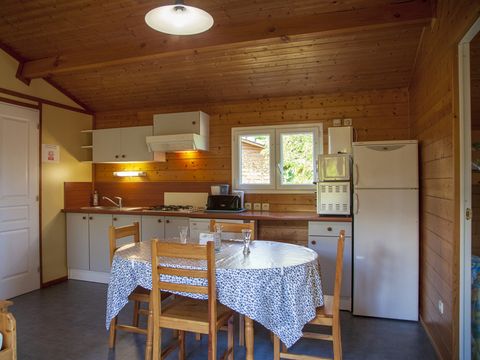 CHALET 5 personnes - Premium avec vue sur le Lac 34 m² 2 chambres