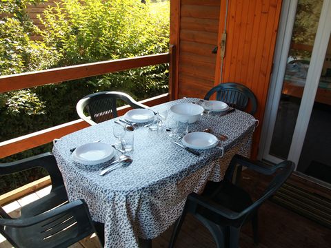 CHALET 5 personnes - Premium avec vue sur le Lac 34 m² 2 chambres