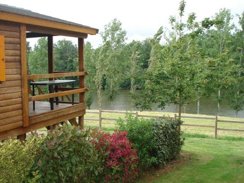 CHALET 5 personnes - Premium avec vue sur le Lac 34 m² 2 chambres