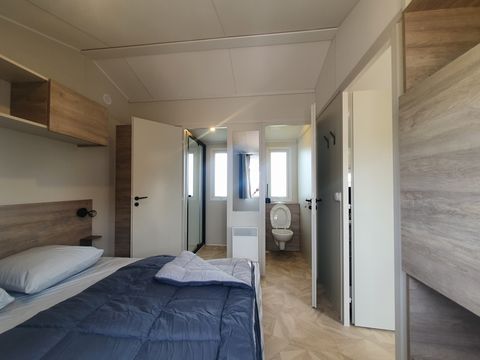 Mobilhome 4 personnes - Premium Natura - 3 chambres - 2 salles de bain -TV+lave-vaisselle avec terrasse - XXL - Vue mer