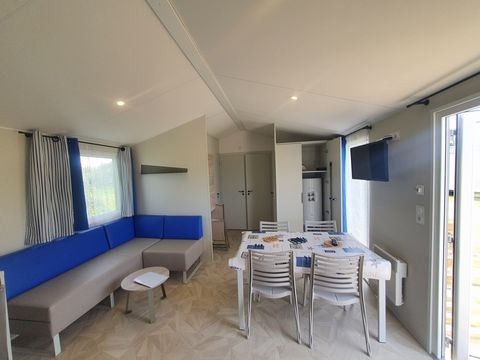 Mobilhome 4 personnes - Premium Natura - 3 chambres - 2 salles de bain -TV+lave-vaisselle avec terrasse - XXL - Vue mer