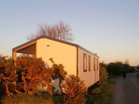 MOBILHOME 4 personnes - Mobil-Home Malaga terrasse semi couverte 2 chambres