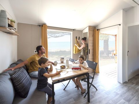 MOBILHOME 4 personnes - Mobil-Home Malaga terrasse semi couverte 2 chambres