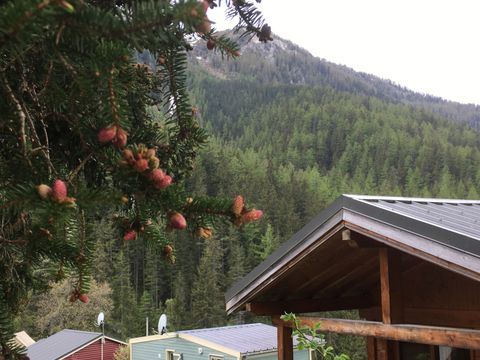 CHALET 5 personnes - Gamme Tradition - Chalet Vanoise 35m² 2 chambres + terrasse 15m²