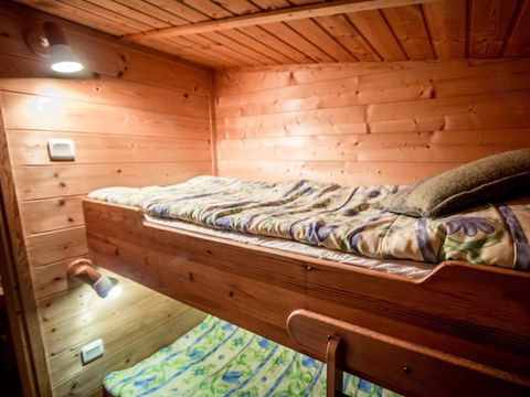 CHALET 4 personnes - Gamme Découverte - Chalet Beaufortain 29m² 2 chambres + terrasse 12m²+-