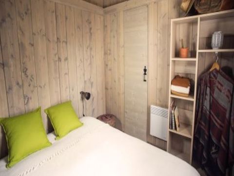 Tente en toile et en bois 4 personnes - Cabane Lodge (insolite 2017)