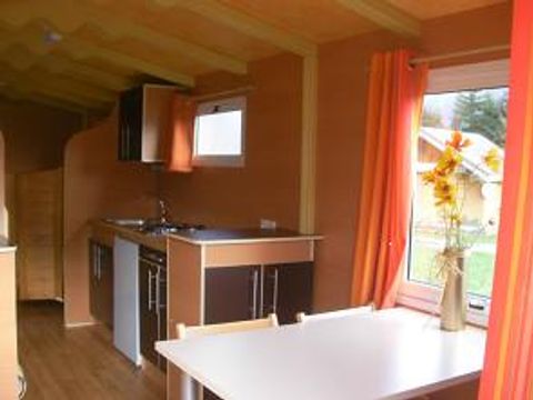 HÉBERGEMENT INSOLITE 4 personnes - Roulotte SANS SANITAIRES