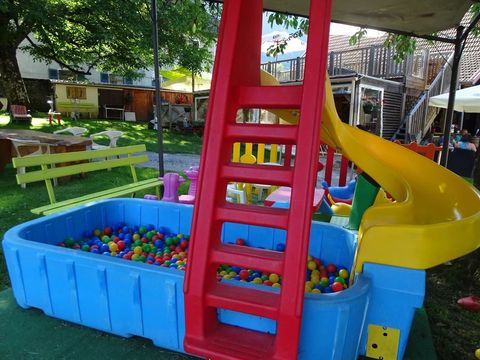 Camping Le Verger Fleuri - Camping Haute-Savoie - Image N°27
