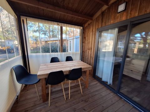 Chalet 5 personnes - Chalet | Comfort | 2 Ch. | 5 Pers. | Terrasse simple | 1 SDB | Clim.