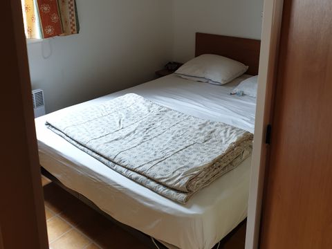 MOBILHOME 4 personnes - CAMPING ACAPULCO/ MH 2 chambres budget Terrasse couverte (modèle +de 15ans) 21-25m² 4 pers