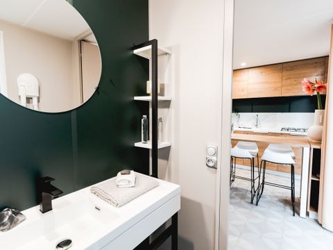 MOBILHOME 6 personnes - PALM 3 ch avec SPA quartier la Palmeraie