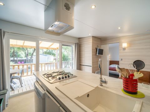 Mobilhome 6 personnes - VIP 3 chambres avec SPA + CLIM *Nouveauté 2026* – Pack VIP inclus (linge,tv,wifi…)