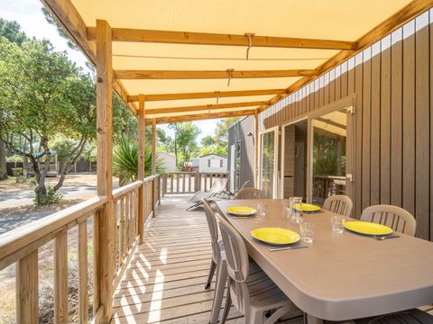 Mobilhome 6 personnes - VIP 3 chambres avec SPA + CLIM *Nouveauté 2026* – Pack VIP inclus (linge,tv,wifi…)