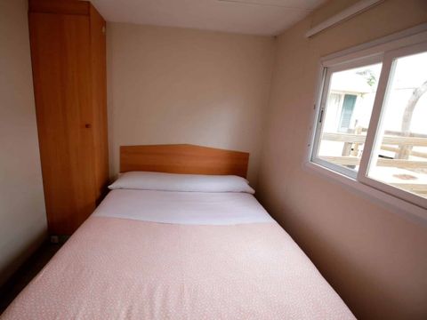 BUNGALOW 4 personnes BUNGALOW 4 personnes