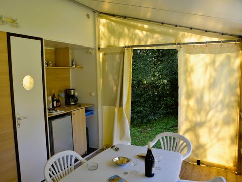 Mobilhome 5 personnes - Tithome 21m² - 2 chambres - Sans sanitaires