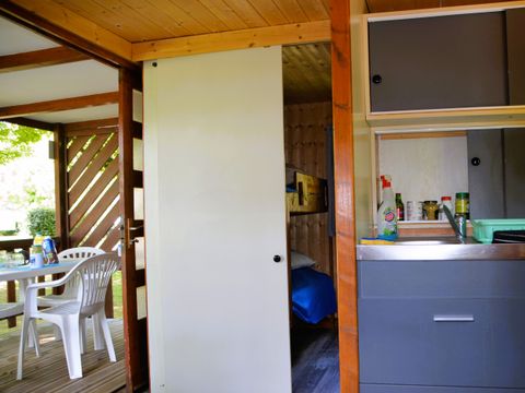 CHALET 4 personnes - Chalet 13m² - 1 chambre - sans sanitaires 1/4 pers.