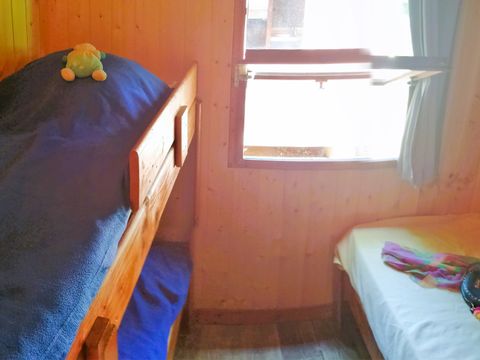 Chalet 2/6 personnes - 24m² - 2 chambres - Sans sanitaires