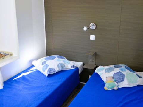 Mobilhome 8 personnes - Résidence Trio 40m² - 3 chambres - 2 salles de bain 6 personnes