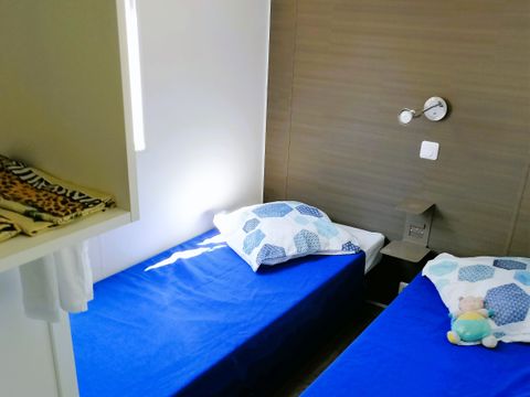 Mobilhome 8 personnes - Résidence Trio 40m² - 3 chambres - 2 salles de bain 6 personnes