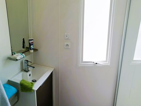 MOBILHOME 8 personnes -  Résidence Trio 40m² - 3 chambres, 2 salles de bain 6 pers.