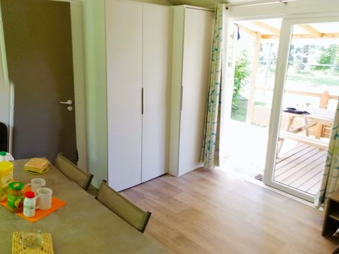 Mobilhome 8 personnes - Résidence Trio 40m² - 3 chambres - 2 salles de bain 6 personnes