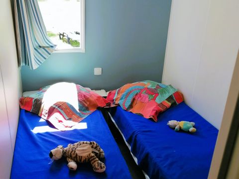 MOBILHOME 8 personnes - Résidence Quattro 40m² - 4 chambres 8 pers.