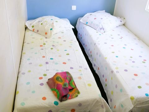 MOBILHOME 8 personnes - Résidence Quattro 40m² - 4 chambres 8 pers.