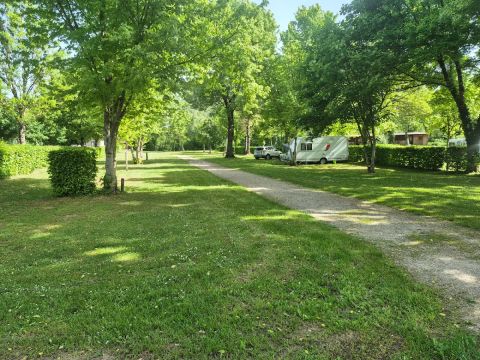 Camping Les Bords de Loue - Camping Jura - Image N°18
