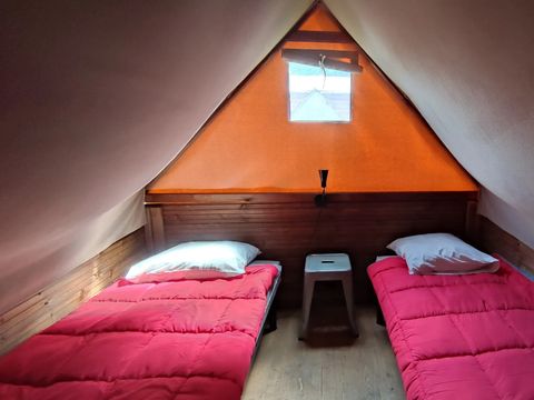 TENTE TOILE ET BOIS 4 personnes - Lodge Tribu (sans sanitaires)