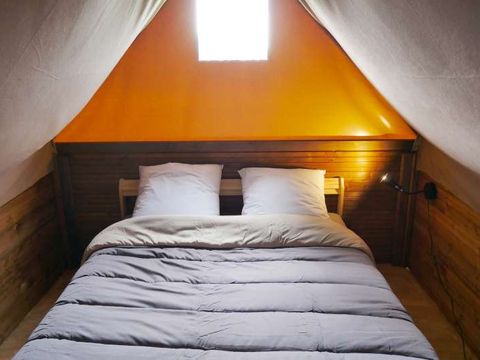 TENTE TOILE ET BOIS 4 personnes - Amazone