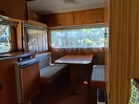 CARAVANE 4 personnes - Caravane année 70