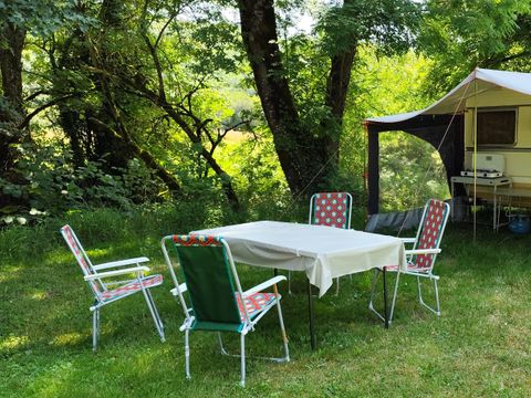 CARAVANE 4 personnes - année 70