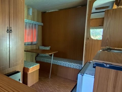 CARAVANE 4 personnes - Caravane année 70