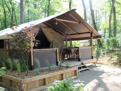 TENTE TOILE ET BOIS 5 personnes - LODGE MOKORO (SANS SANITAIRES)