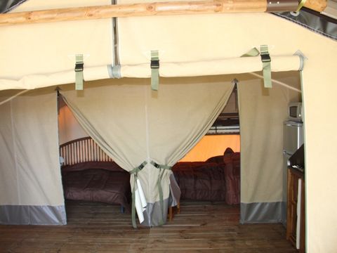 TENTE TOILE ET BOIS 5 personnes - LODGE MOKORO (SANS SANITAIRES)