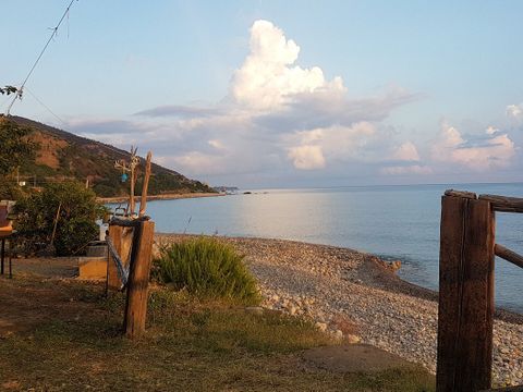 Camping Lo Scoglio - Camping Messine - Image N°2