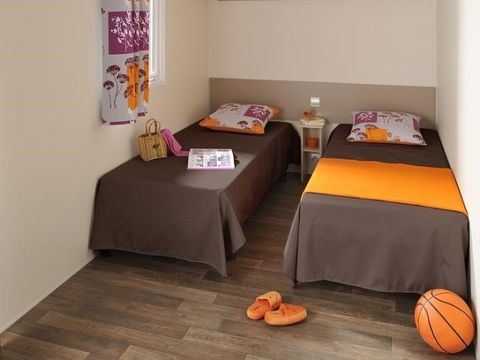 MOBILHOME 5 personnes - Confort avec TV - 3 chambres