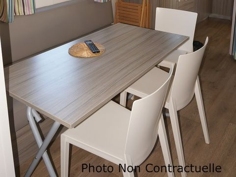 MOBILHOME 5 personnes - Confort avec TV - 3 chambres