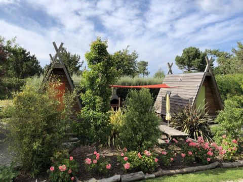 Insolite 2 personnes - Cabane en bois Cabadienne 1/2 pers.