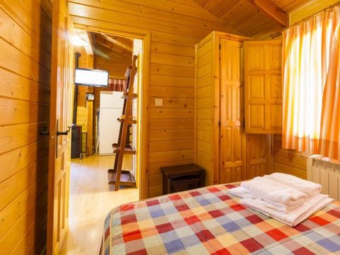 BUNGALOW 4 personnes - N° 4 Bronchales Grand Confort