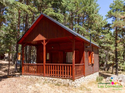 BUNGALOW 6 personnes - N°5 Montagnes Universelles