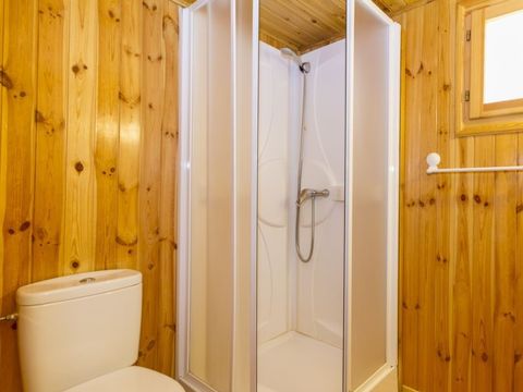 BUNGALOW 6 personnes - N°5 Montagnes Universelles