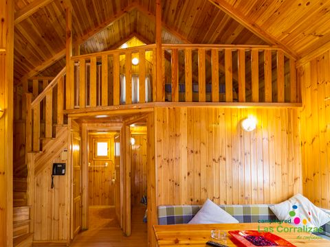 BUNGALOW 6 personnes - N°5 Montagnes Universelles