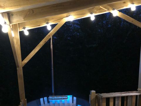 Tente en toile et en bois 5 personnes - ZEN