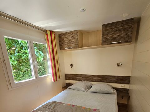 MOBILHOME 4 personnes - Mobil-home Standard 30m² - 2 chambres + Terrasse 10m² + TV + Clim 4 pers