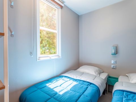 MOBILHOME 6 personnes - Mobil-home Premium 33m² 3 chambres + Terrasse 15m² + TV + Clim + Lave-vaisselle
