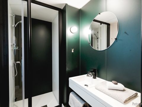 MOBILHOME 6 personnes - Mobil-home Premium 33m² 3 chambres + Terrasse 15m² + TV + Clim + Lave-vaisselle