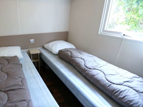 MOBILHOME 5 personnes - 4/5 places 2 chambres