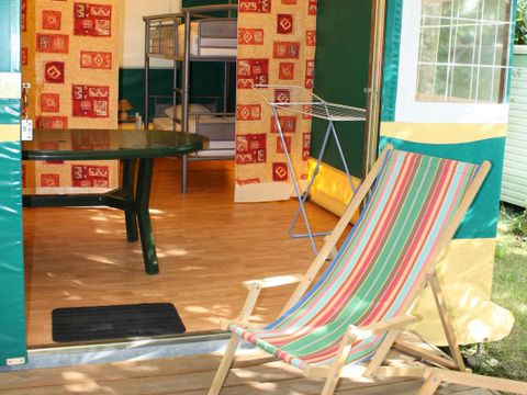 BUNGALOW TOILÉ 4 personnes - Tente meublée Caraïbes 20 m² + terrasse 9 m² + auvent 4 pers