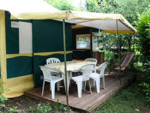 Tente en toile et en bois 5 personnes - Meublée Kiwi 3 Pièces 5 Personnes Sans Sanitaires